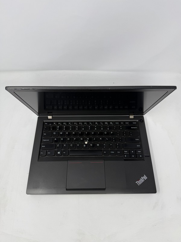 Lenovo ThinkPad T440s i5-4300U 8GB No HD None Grade C gallery