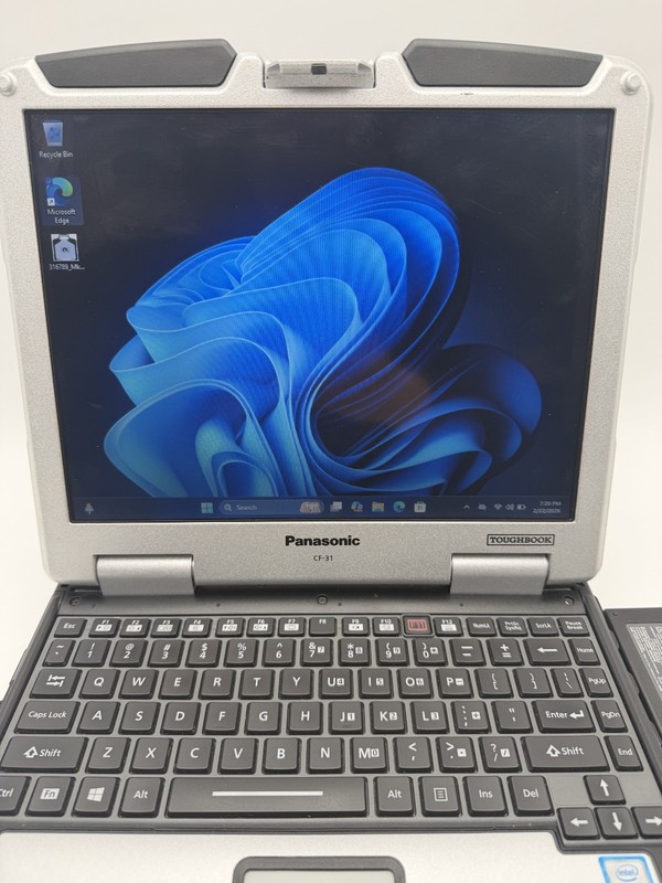 Panasonic Toughbook CF-31 MK6 i7-7600U Touch 32GB 2TB SSD Win11pro 4G/DVD gallery