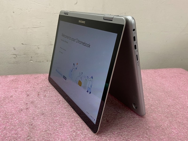 Samsung Chromebook Plus XE520QAB 12.2" m3-7Y30 4GB RAM 64GB SSD w/PA | LP512 gallery