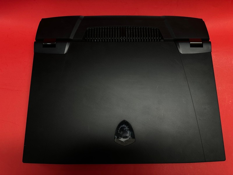 MSI Titan GT77HX Titan GT77HX - i9‑12900H No Drives - No Ram- Parts / Fix gallery