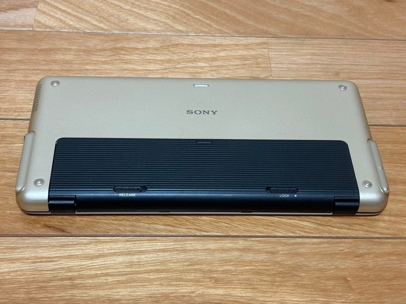 Sony VAIO VGN-P61S Type P Gold WinXP Home 1GB 80GB HDD w/ AC Adapter Manual gallery