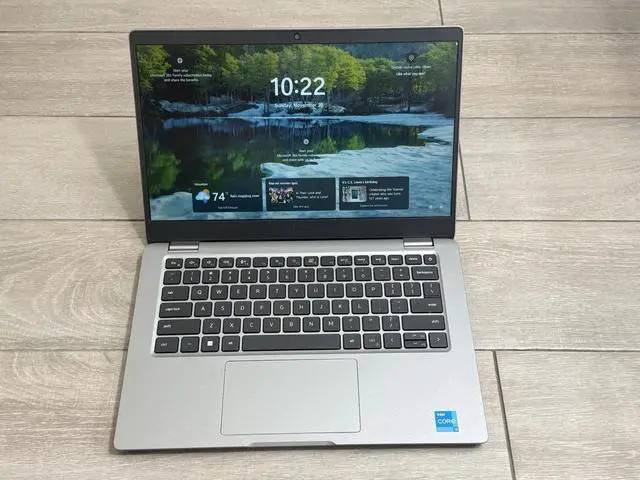 DELL Latitude 3340 Business Intel Core 2 + Count i3 1215U 8GB RAM 512GB SSD