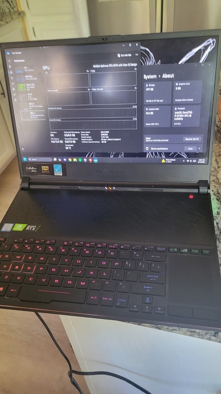Asus ROG Zephyrus GX531GW-AS76 477 GB 16GB Ram Nvidia Geforce RTX2070 W/Max-Q gallery
