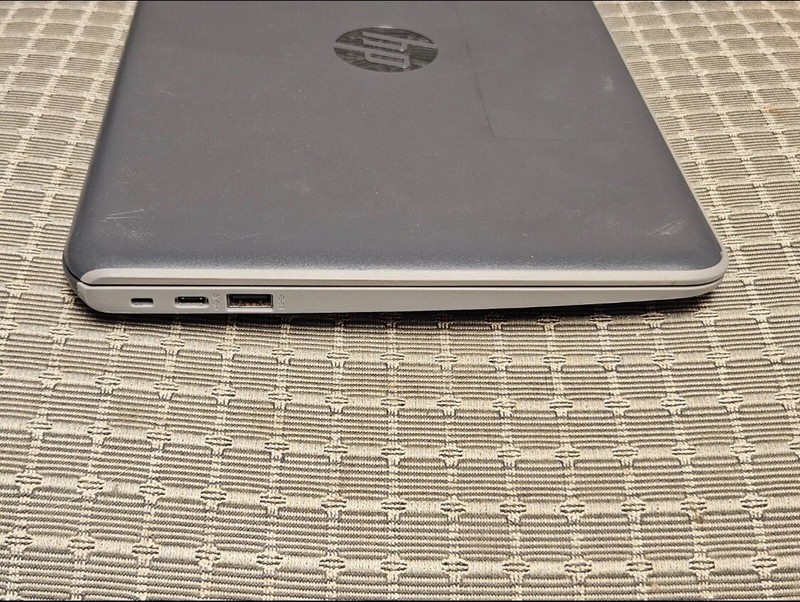 HP Chromebook 11 G7 EE ***Works Great*** Tough & NICE!! gallery
