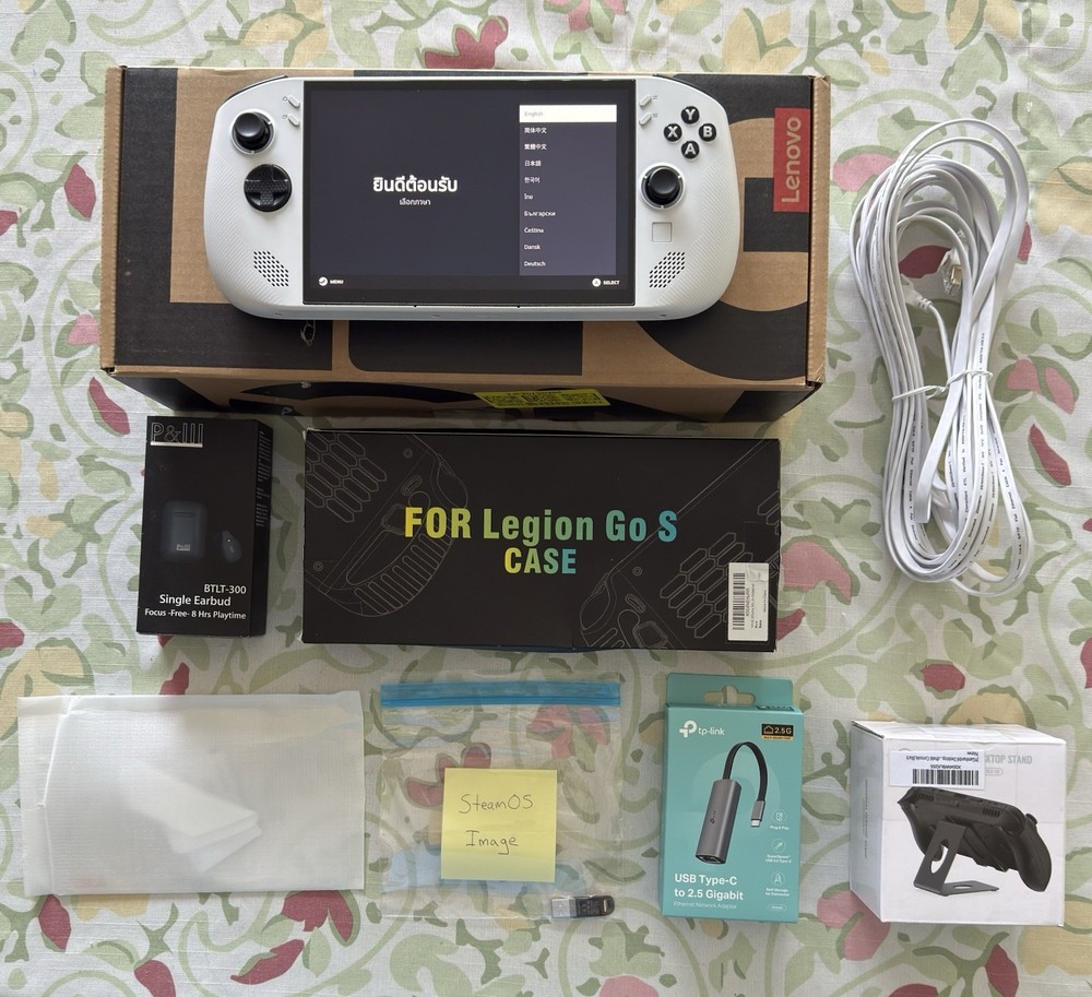 Lenovo Legion GO S - 2025 Model - Mint Condition - Bundle
