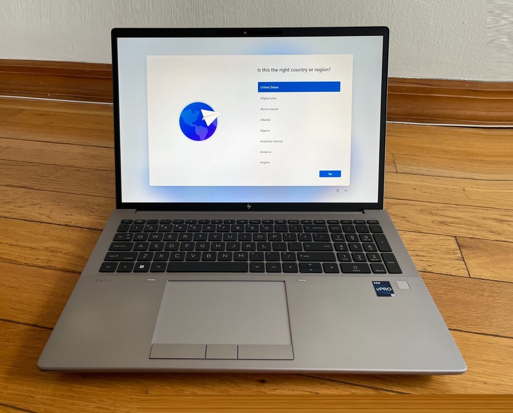 HP ZBook Fury G10 16-inch i7-13850HX RTX 2000 Ada 16GB RAM 512GB 1920x1200