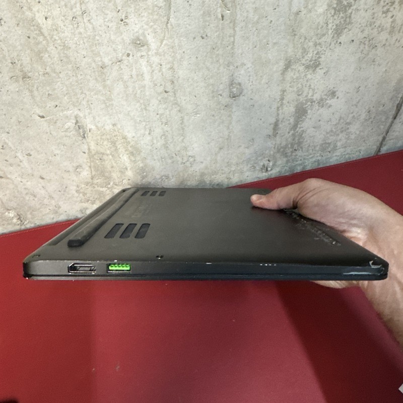 Razer Blade Stealth 12.5” RZ09-01962E11 Laptop For Parts/Repair Untested gallery