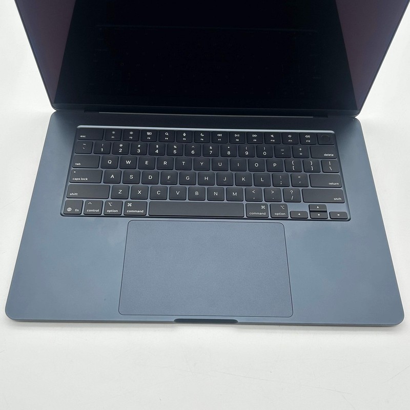 Apple MacBook Air 15" Midnight M4 10C GPU, 16GB RAM 256GB A3241 - 100% BH gallery