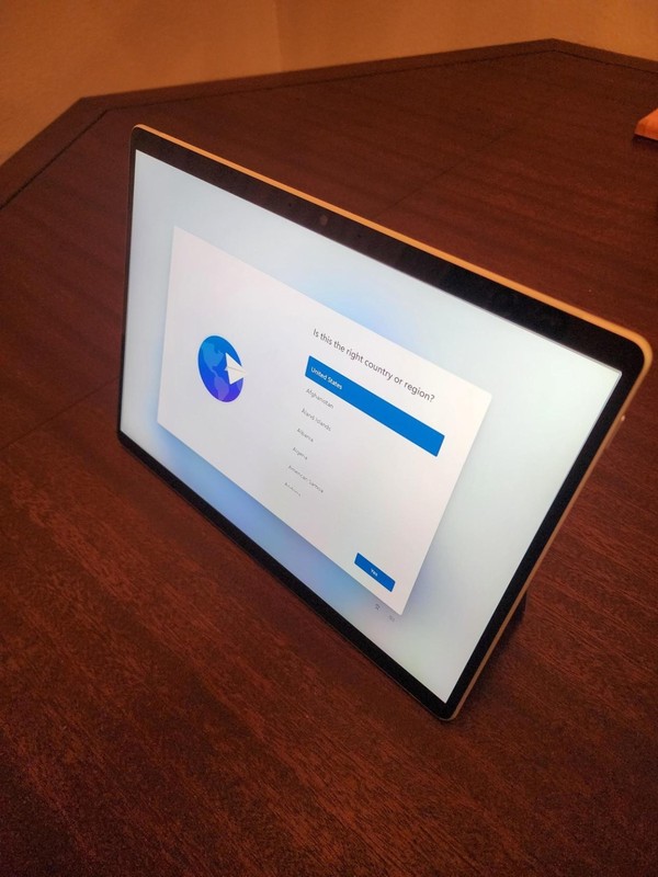 Microsoft Surface Pro 8 13" Core i3-1115G4 8GB RAM 128GB NVMe SSD 1983 Win11 gallery