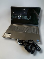 HP 15-FD0123DX 15.6″ Touch Laptop Core i3-1315U 8GB RAM 256GB NVMe SSD Win-11