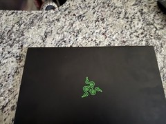 Razer Blade 15.6 Intel Core i7 10th Gen 10750H, 16GB, 512GB SSD, RTX2060 Perfect