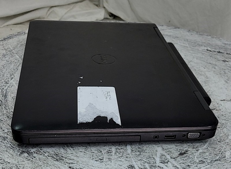 DELL LATITUDE E5540 Laptop INTEL CORE I7-4600U 8GB 500GB gallery
