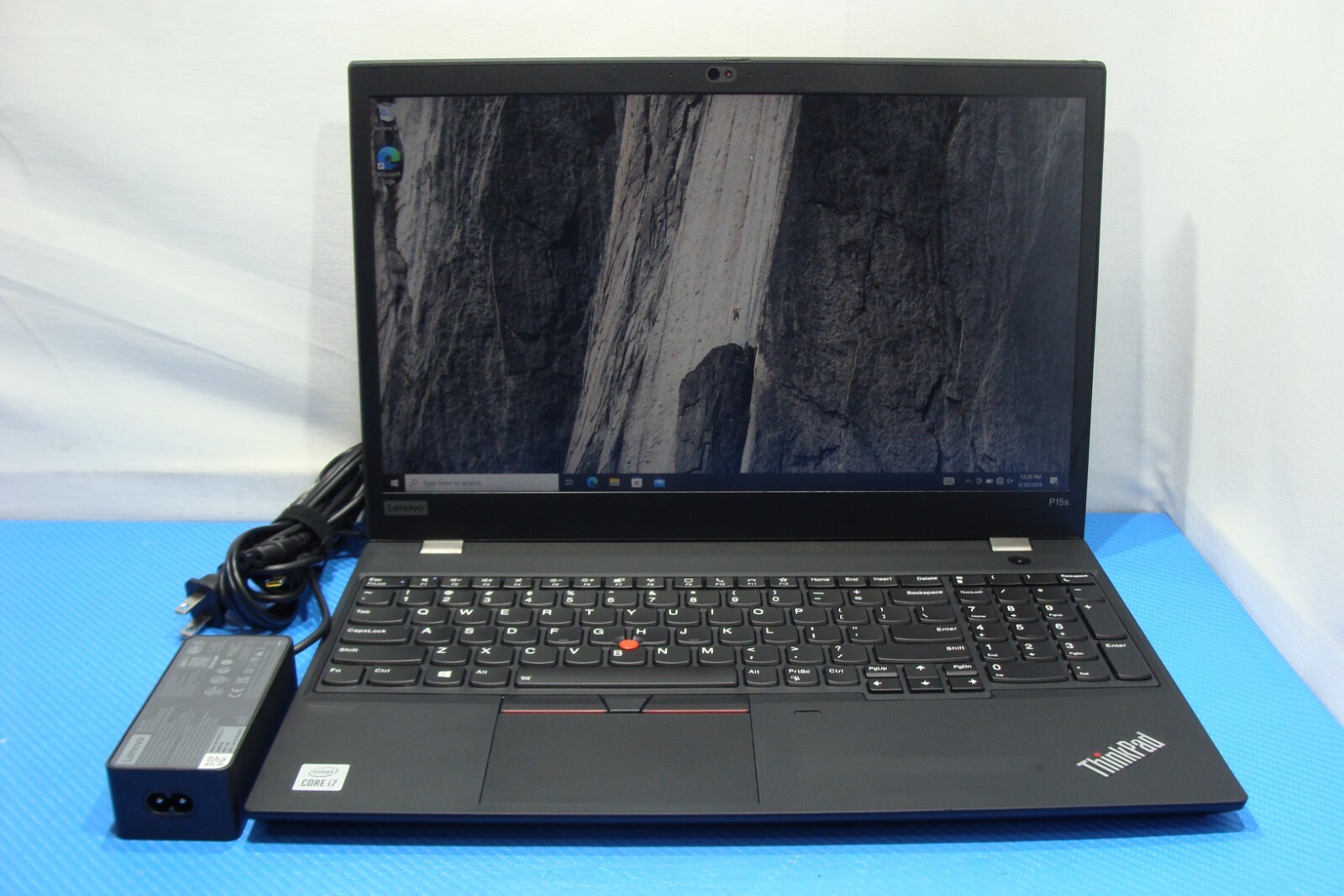 Lenovo ThinkPad P15s Gen 1 FHD i7-10510U 1.8GHz 16GB 512GB - NVIDIA Quadro P520 gallery
