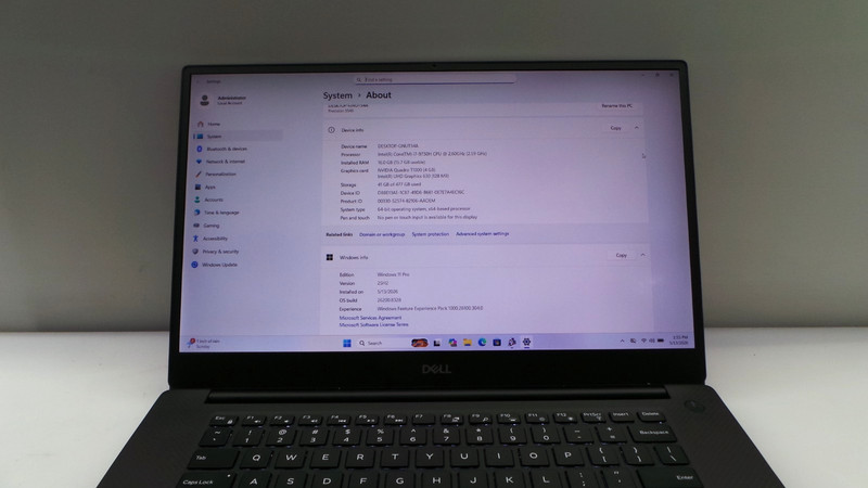 Dell Precision 5540 15.6" | i7-9750H 2.60GHz | 16GB RAM 512GB SSD | ***READ*** gallery