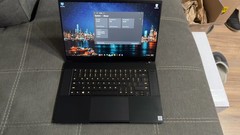 Razer Blade 15 Advanced 318Hz FHD 8 Core i7-10875H 16GB 1TB RTX 2080 SUPER READ