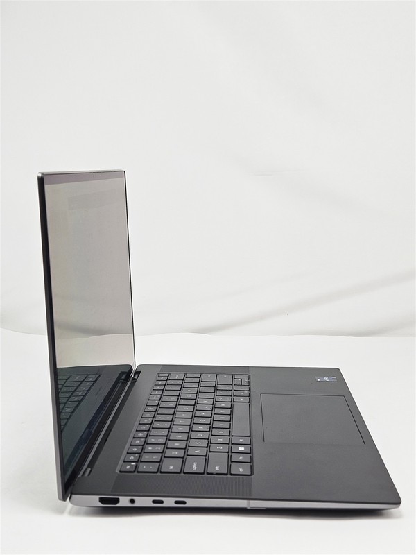 Dell Precision 5680 i9-13900H 32GB RAM 1TB SSD HDMI Thunderbolt 4 USB-C gallery