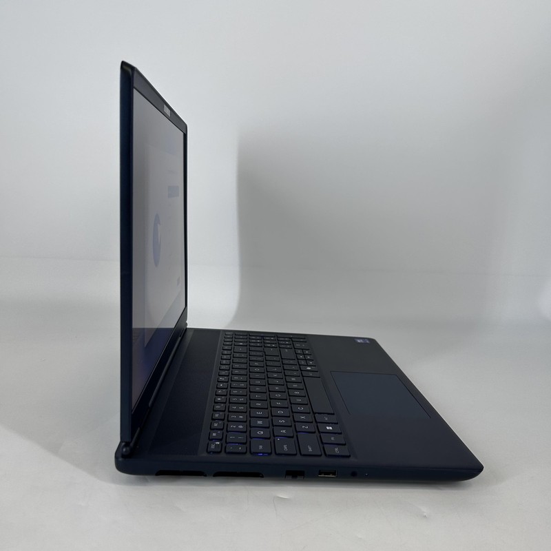 Dell Alienware 16X Aurora 240Hz QHD+ 2.7 GHz Ultra 9 275HX 64GB 2TB SSD RTX 5070 gallery