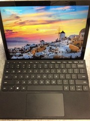 Microsoft Surface Go 2 1926 (10.5″, Intel m3 8100Y, 4GB, 64GB Win 11 NO Chg