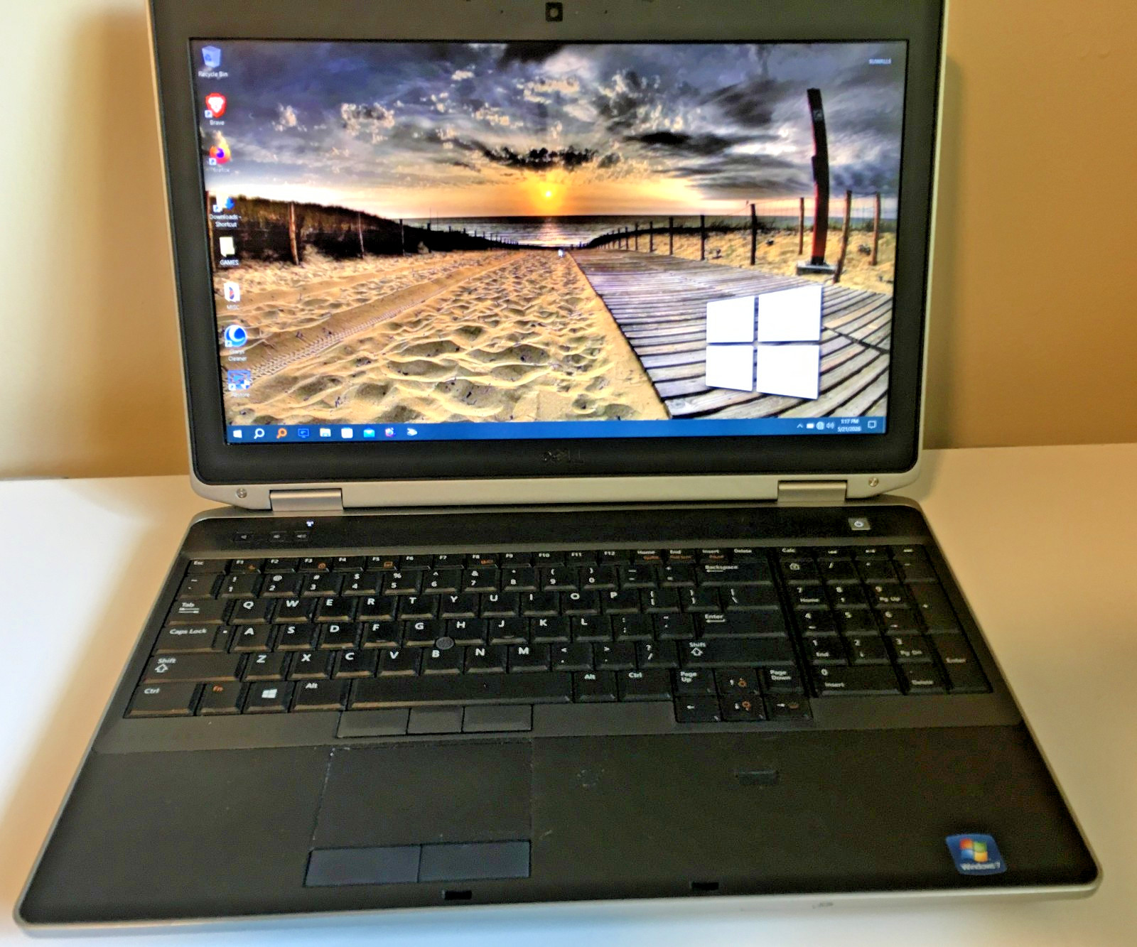 DELL LATITUDE E6530 15.5" I7-3520M 8GB RAM 230GB SSD Win10Pro/DVD gallery
