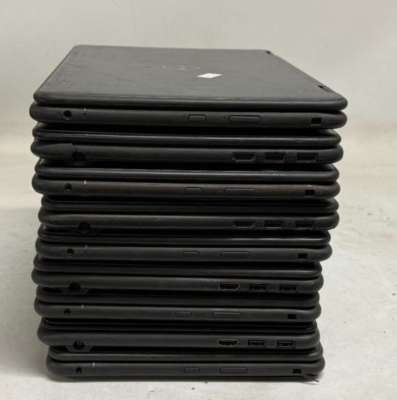 Dell Latitude 3190 2in1 11.6" (Pentium N5030 - 8GB RAM - NO OS/HDD) - Lot of 9 gallery