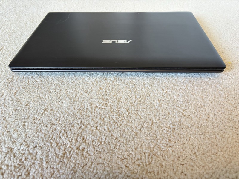 ASUS K55N Laptop AMD A8-4500M 4GB Radeon *FOR PARTS* gallery