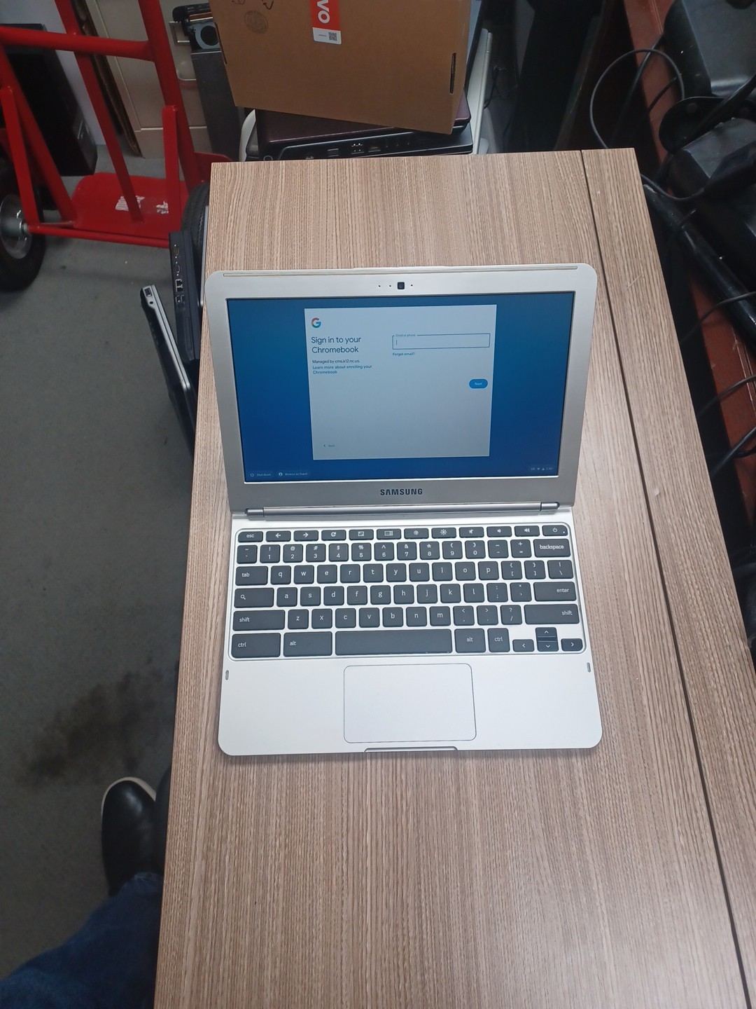 Samsung Chromebook 2013 XE303C12-A01US gallery