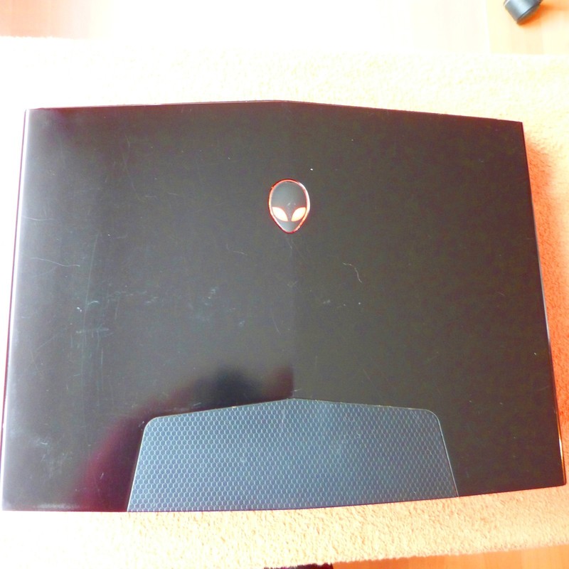 XXL LOT Alienware M15x R1 15" l 2TB SSD Windows 11 l TURBO i5 I GeForce GTX gallery