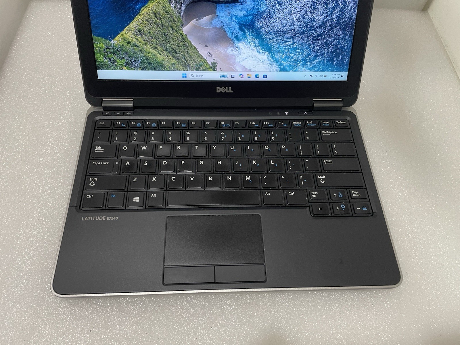 Dell Latitude E7240 256gb SSD Win 11 i5-4200u 2.30ghz 8gb RAM Webcam HDMI gallery