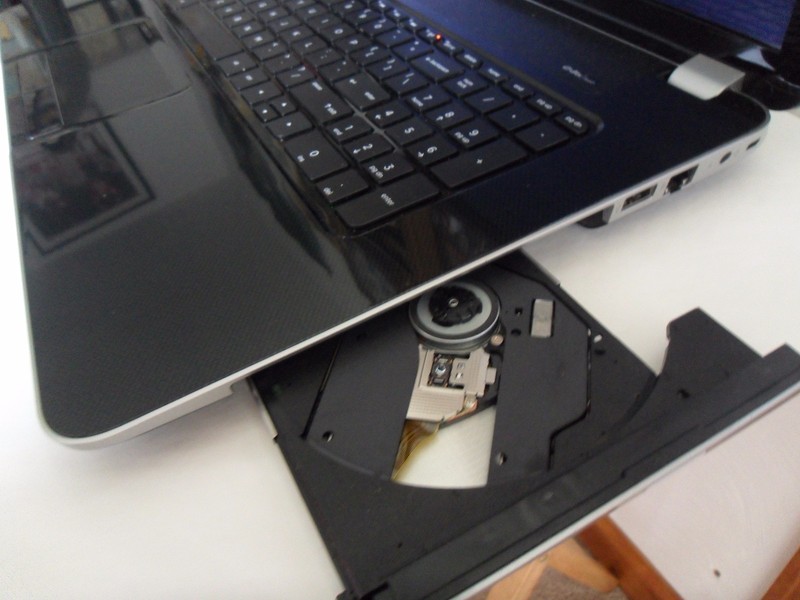 HP Pavilion 17-e020dx *GAMER* w/1TB HDD, AMD A10, 8GB DDR3L -FAST! ++SALE++!!! gallery