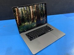 Apple MacBook Pro A2141 Core i7 9750H 2.60GHz 32GB 1TB SSD Sequoia MVVL2LL/A
