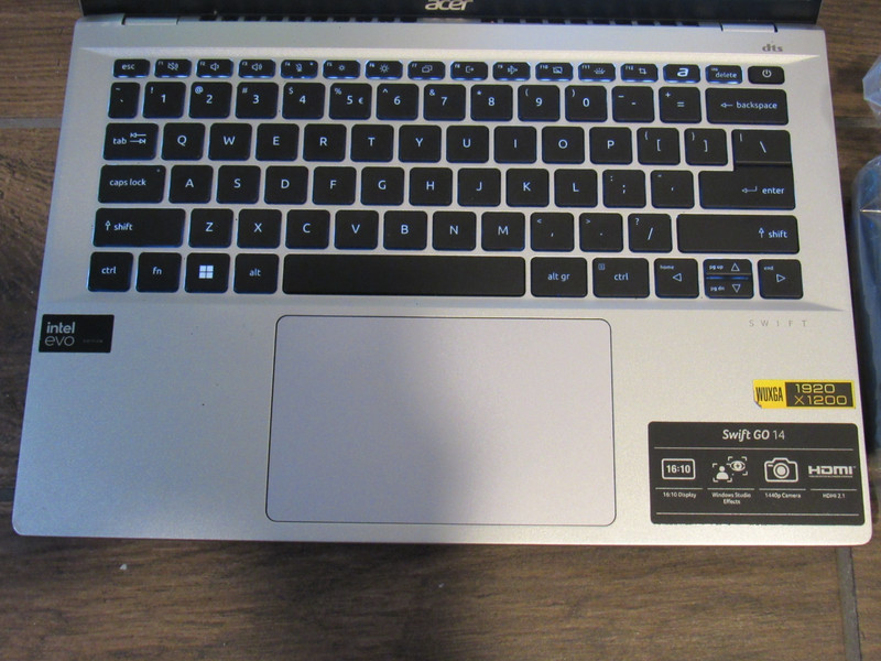 Acer Swift Go SFG14-72 14" FHD+ TOUCH Ultra 7 155H 16GB RAM 1TB SSD VGOOD gallery