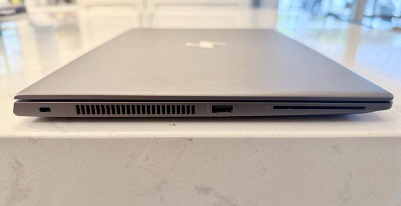 HP ZBook 14u G5 14 FHD i7-8550U 1.8GHz 16GB 1TB SSD AMD Radeon Pro WX 3100 WORKS gallery