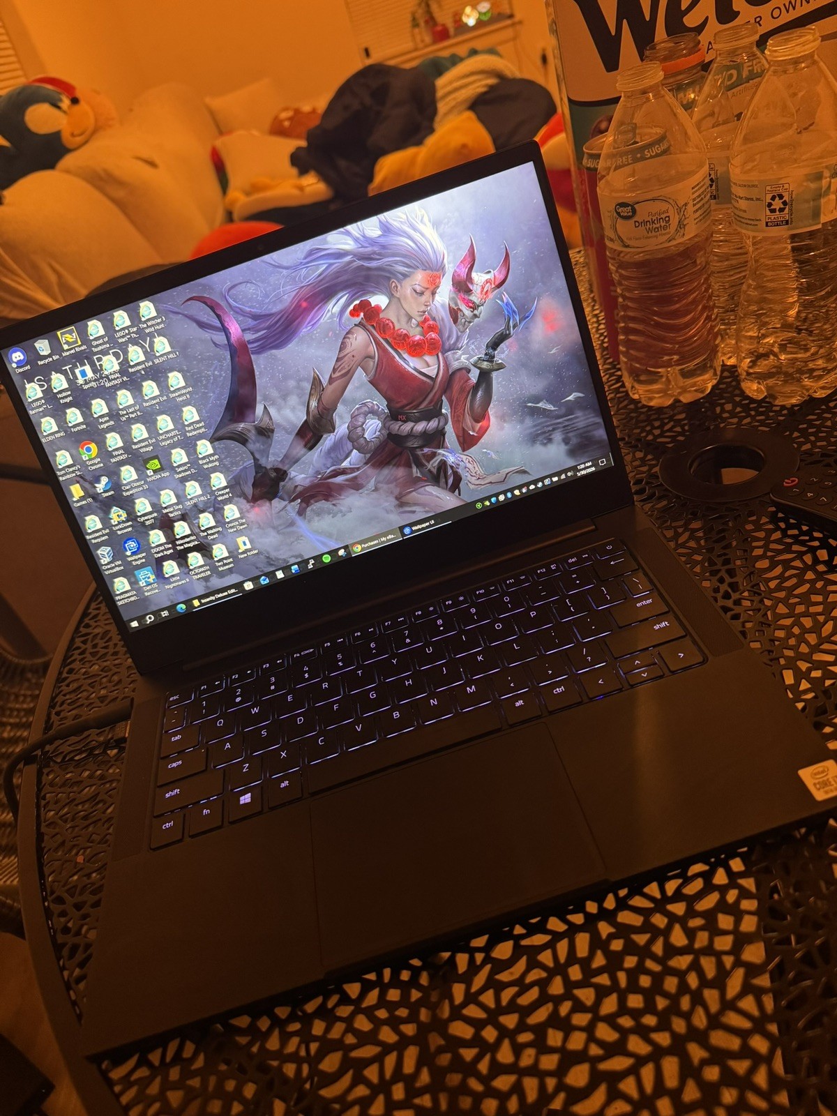 RAZER BLADE 13 GAMING LAPTOP i7 10th GEN.GTX 1650Ti/16GB RAM,500GB SSD+120hz gallery