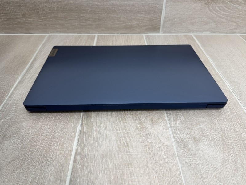 LENOVO IdeaPad Slim 3 15IAN8 15.6" FHD Core i3-N305 8GB RAM 256GB NVMe Win-11 gallery