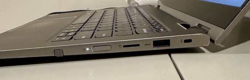 Lenovo ThinkBook 14s Yoga G2 IAP 2-in-1 2022 Touch 14 in FHD Core i7-1255U gallery