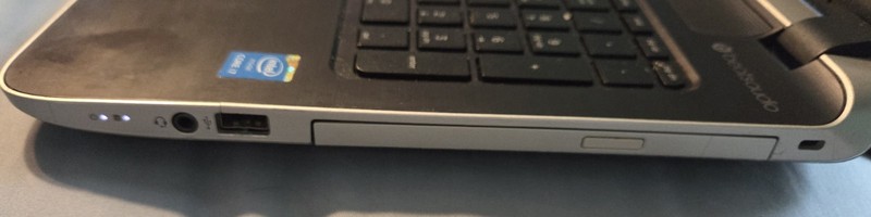HP Pavilion 15 Notebook PC 15 i7 - 5500U 2.40ghz 6GB gallery
