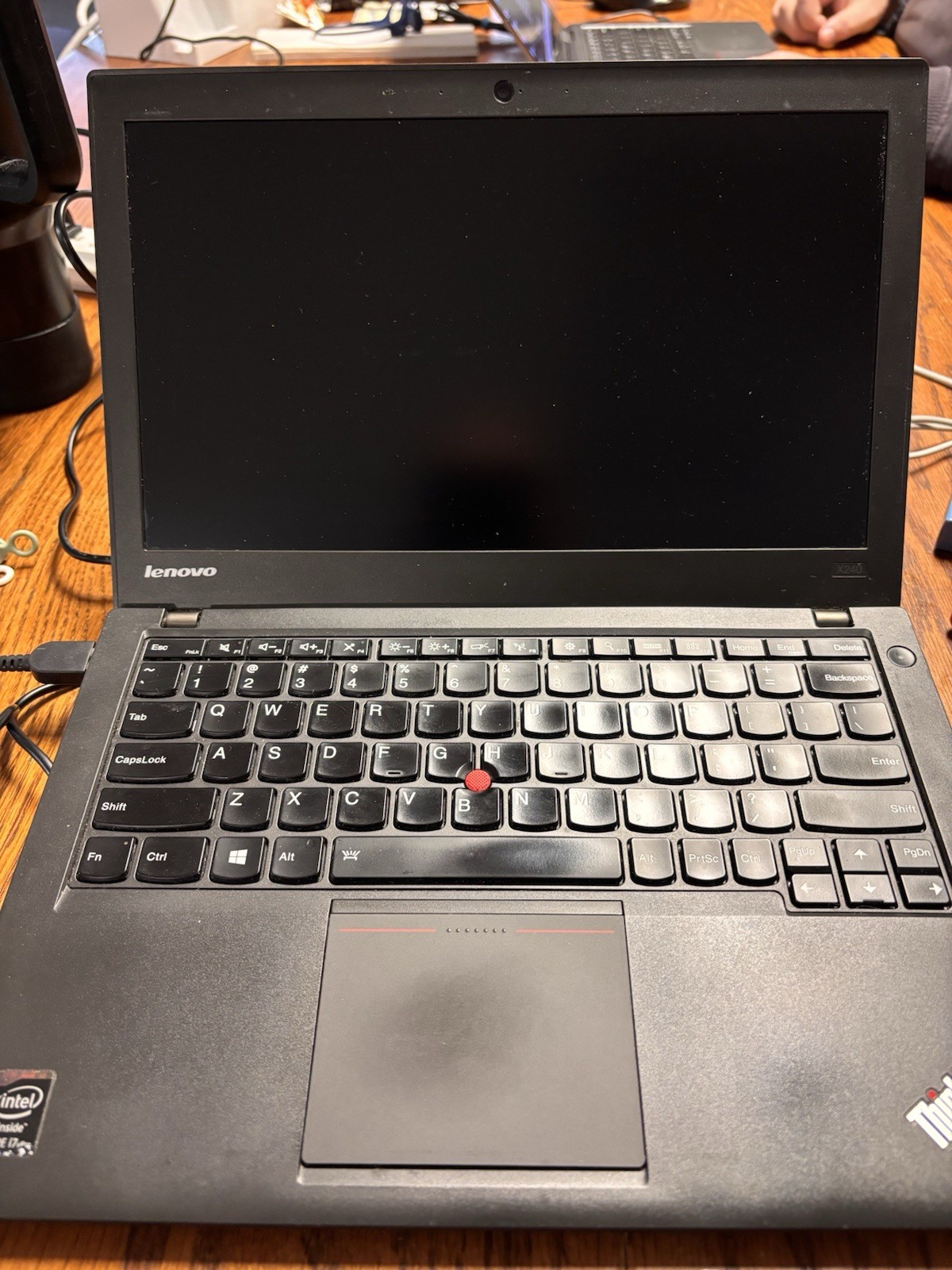 Lenovo ThinkPad X240 i7-4600U 8GB RAM No HDD No OS 2 Batteries Charger gallery