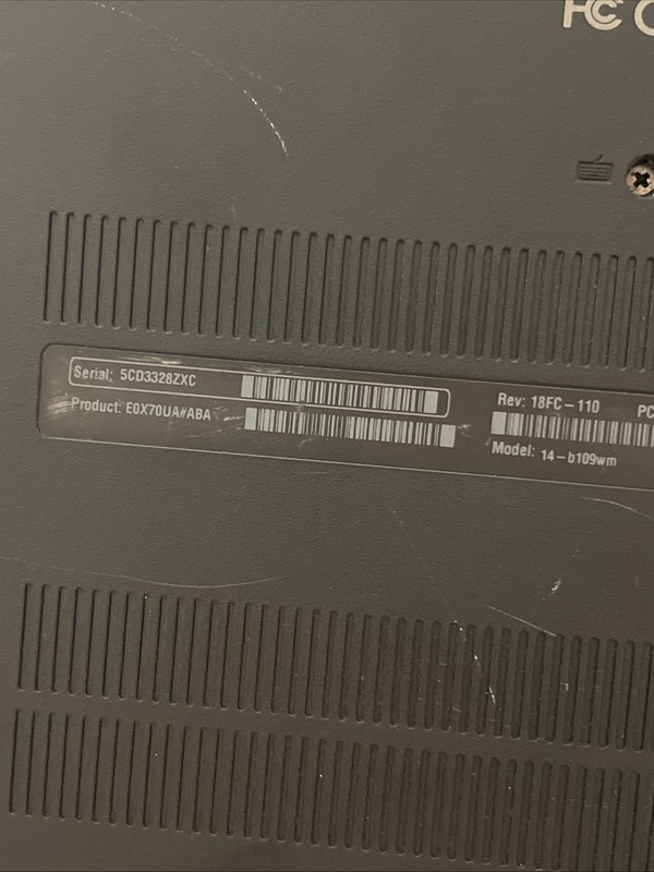 HP Pavilion TouchSmart 14 Sleekbook - Broken Screen gallery