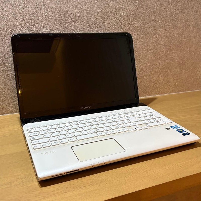 SONY VAIO SVE151B11N Tested Core i7 8GB 700GB HDD 15.5" Windows 10 Laptop gallery