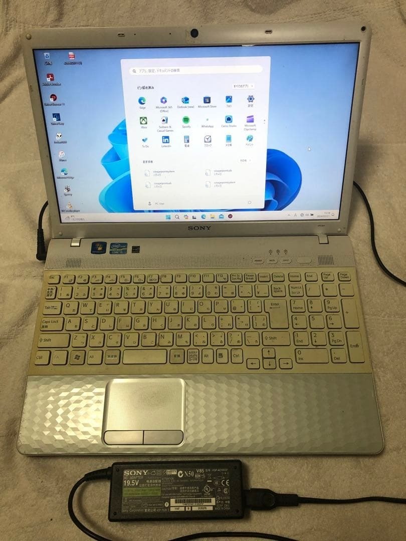 SONY VAIO VPCEH38FJ White Corei5-2450M Core i5-2450M Tested Working Used gallery