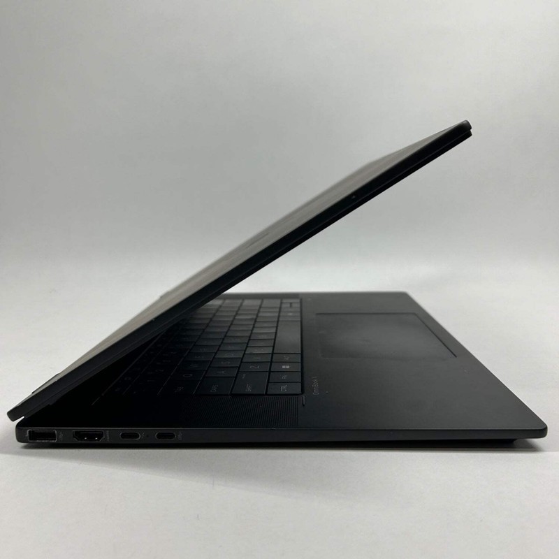 HP OmniBook X 16-AS0023DX 16" Core Ultra 256V 2.2GHz 16GB RAM 1TB SSD gallery