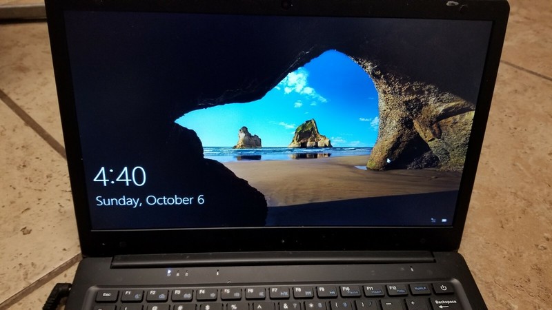 EVOO EV-C-116-1-BK Laptop 11.6" HD Intel N3350 1.10GHz 32GB FOR PARTS gallery