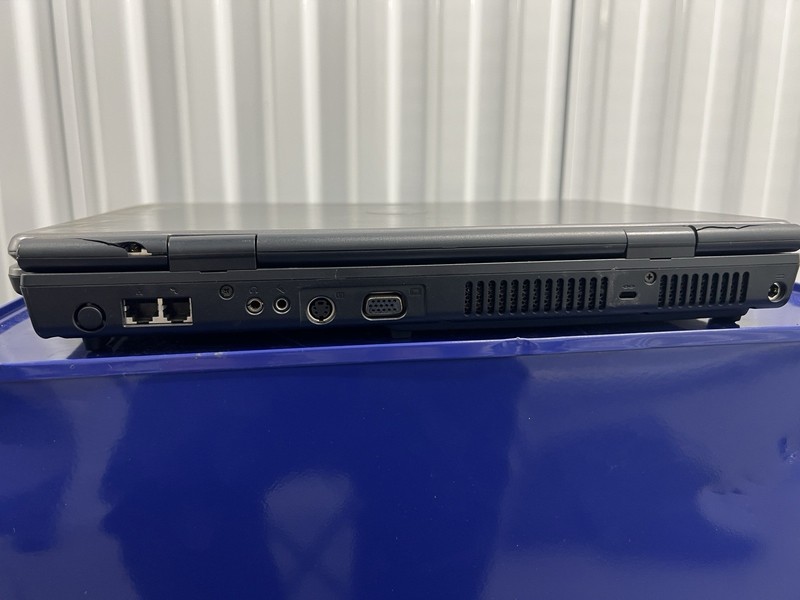 Winbook 331 Laptop 15.4" Notebook (AMD Turion 64 X2) Laptop Vintage iBook / prop gallery