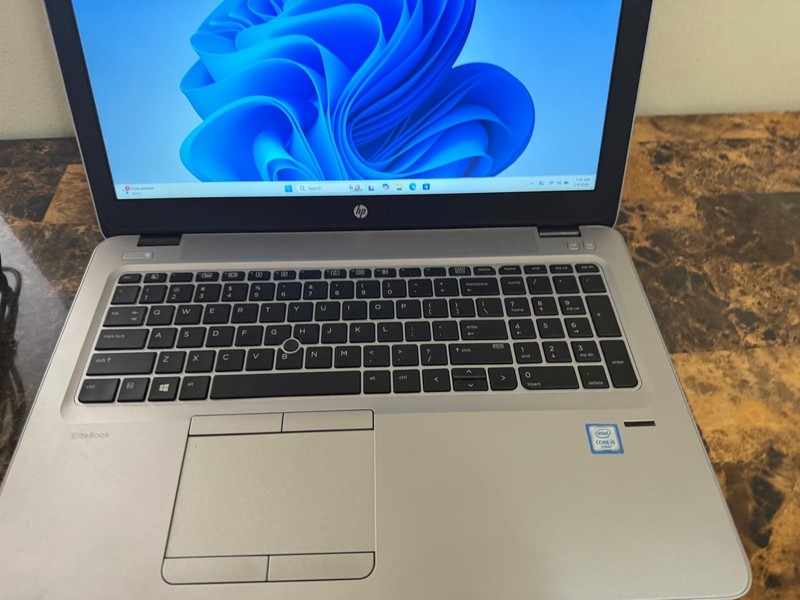HP ELITEBOOK 850 G3 LAPTOP Intel i5-6200U 2.40GHZ 128GB SSD 8GB WINDOWS 11 PRO gallery