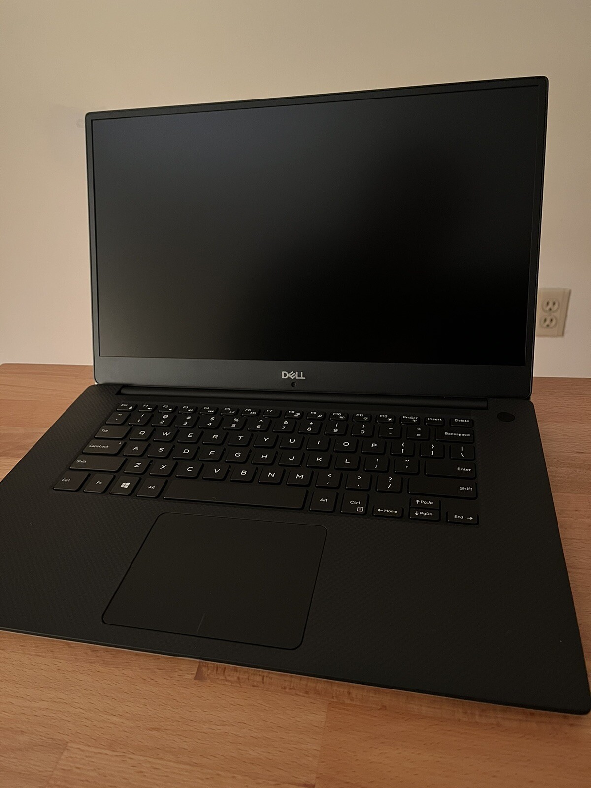 Dell XPS 15 9570 gallery