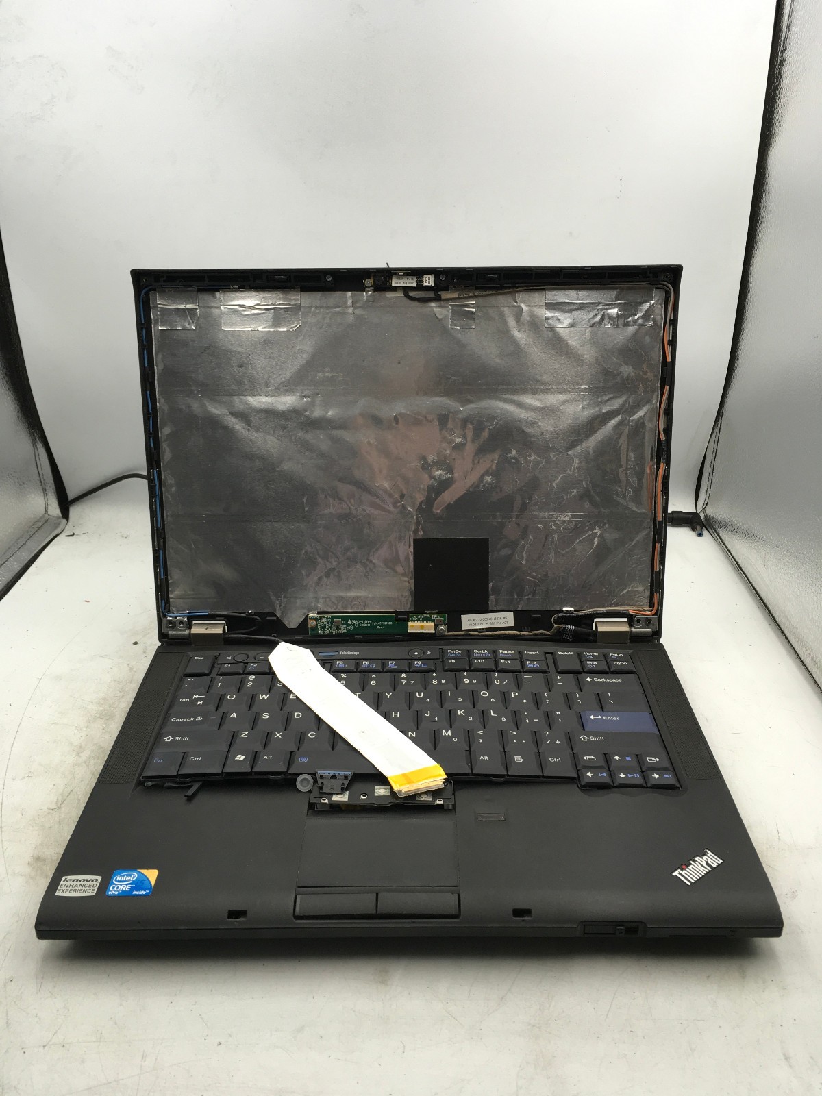 LENOVO THINKPAD T410 - FOR PARTS/NO LCD - INTEL i5-520M - NO RAM - READ DESC -BB gallery