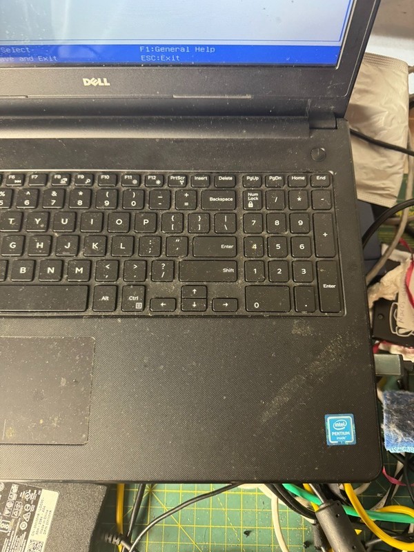 Dell Inspiron 15-3552 15.6in Pentium N3700 4GB RAM 500GB HDD No OS #5069 gallery