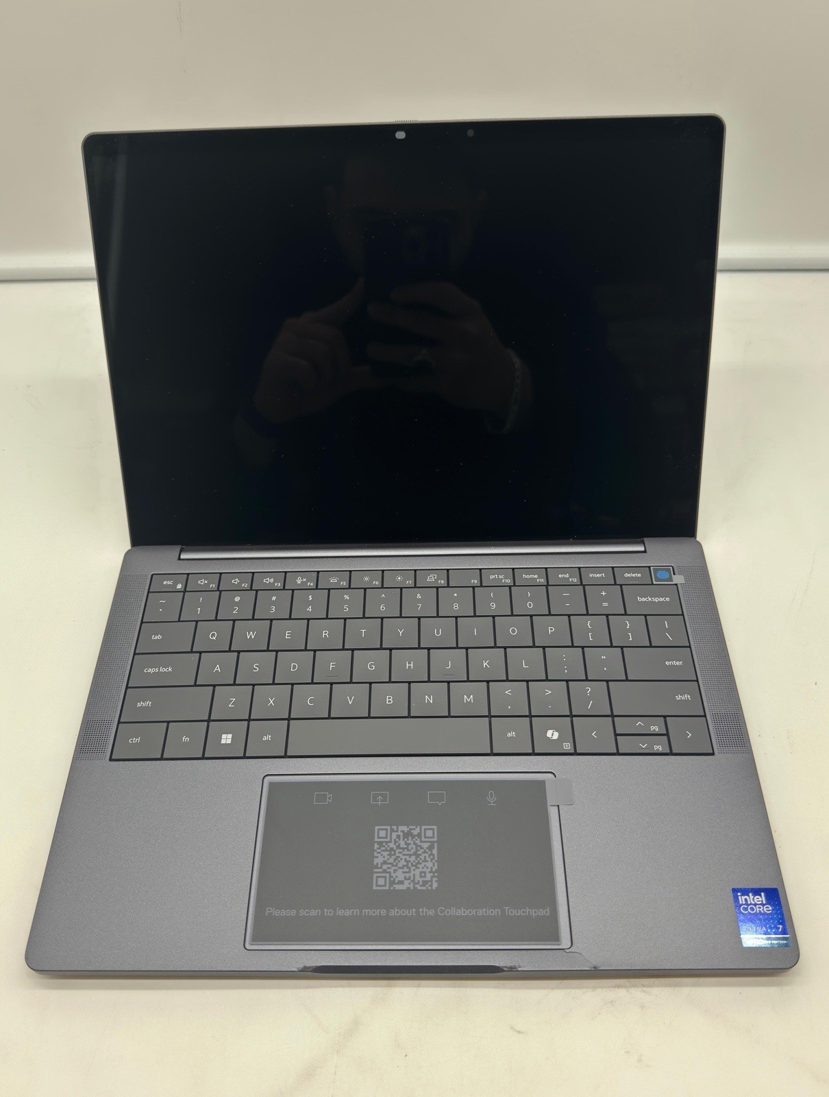 Dell Pro 13 Premium PA13250 - 13.3" Ultra 7 - 268V - 32GB RAM - 512GB SSD KJ1H0 gallery