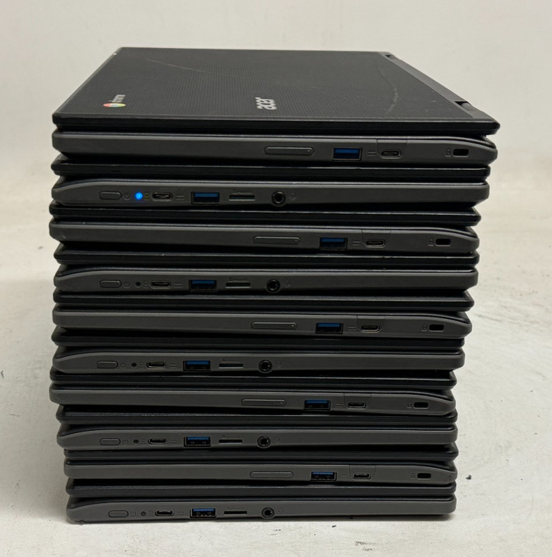Acer Chromebook R721T 2in1 11.6" (A6-9220C - 4GB RAM - 32GB Storage) - Lot of 10 gallery