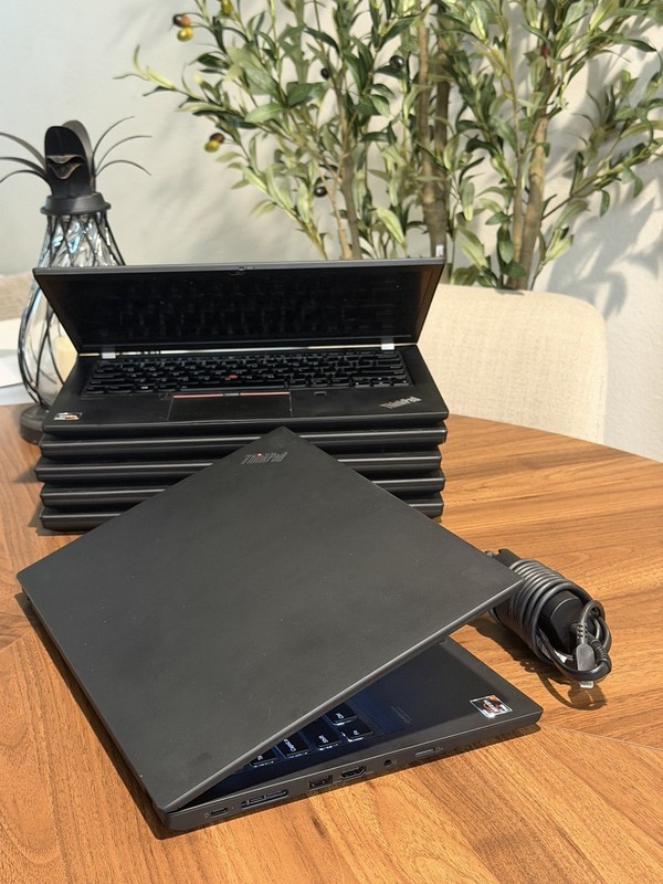Lenovo ThinkPad T14 Gen 1 FHD TOUCH 1.7 GHz Ryzen 7 PRO 4750U 16GB 512GB SSD gallery